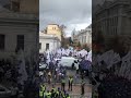 Под Радой митингуют предприниматели, полиция пытается оттеснить их