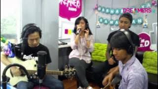 Killing Me Inside - Kau dan Aku Berbeda