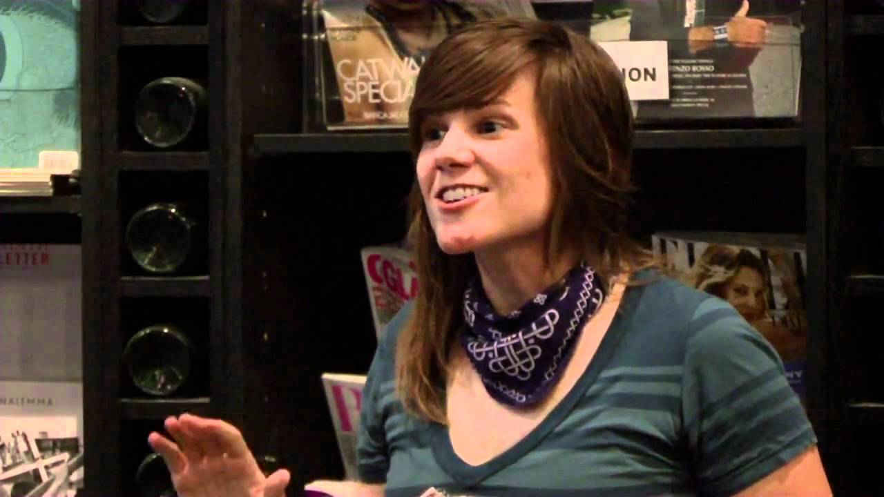 Cameron Esposito @ the kates - YouTube