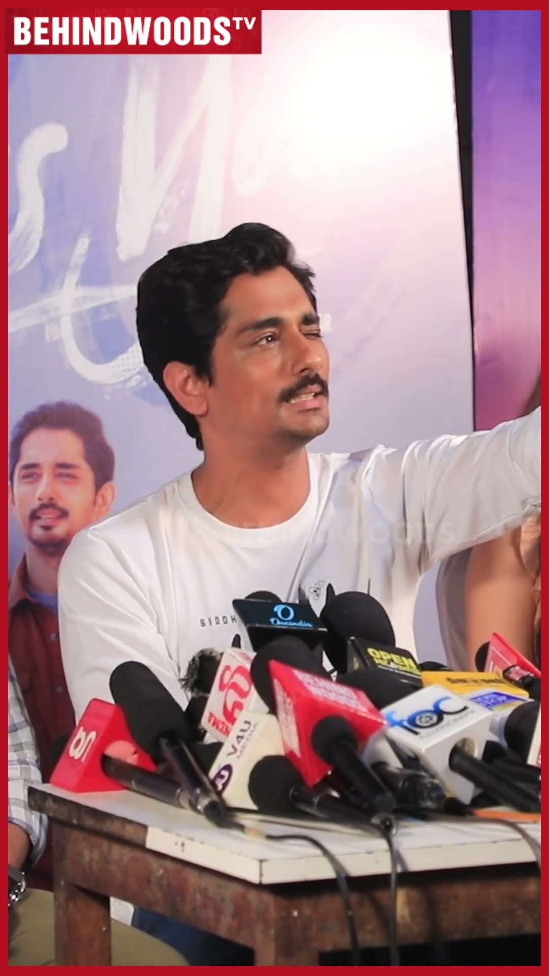 Siddharth's Angry Reply To Reporters ? 'ஏன் இப்படி கேட்குறீங்க?' கடுப்பான Siddharth