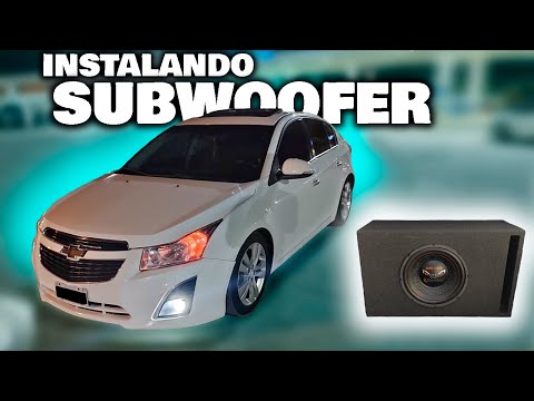 INSTALANDO SUBWOOFER al auto de mis VIEJOS l Agustín Arroyo