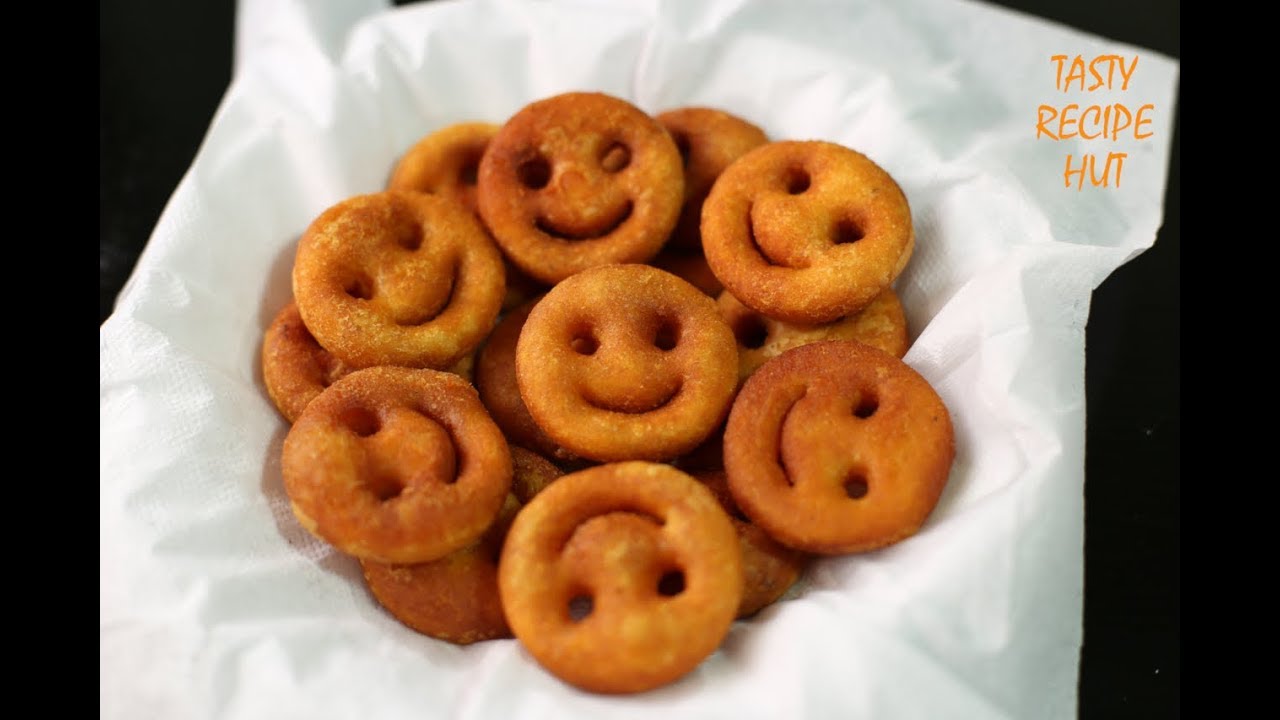 Homemade Potato Smiley / Emoji Fries Recipe / Easy Evening Snacks | Tasty Recipe Hut