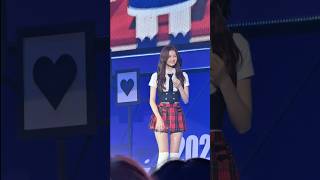 251018 Twice Fan Meeting 10Ve Universe- Signal Sana Fancam