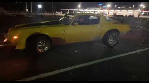 First Burnout In The 1976 Camaro "Bumblebee Replica"