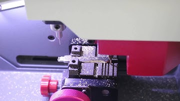 SEC-E9 Key Cutting Machine --- How to cut HON66 Honda key without original key (InstaCode）