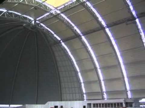 Tropical Islands bei Berlin vor der Eröffnung in 2004
