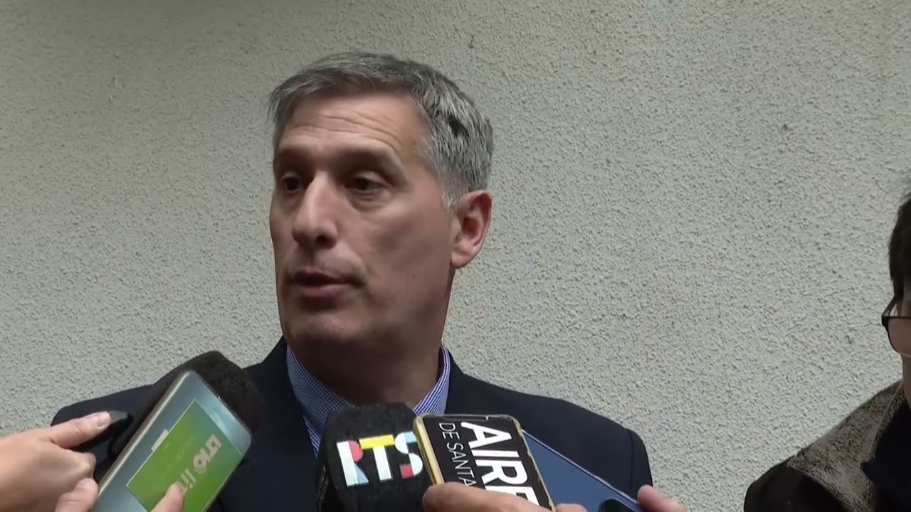 Provincia presentó a los docentes una oferta salarial con un aumento semestral cercano al 15 %