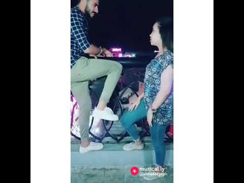 لو بتحبني نط من هنا هو انا مجنون بردو