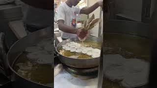 Jalebi love, Om sweets #trending #trendingshorts #gurgaon #indianfood