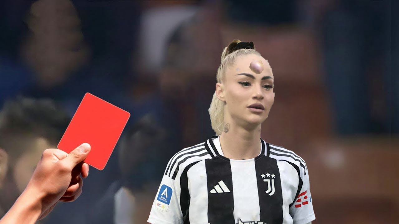 Самые безумные моменты в женском футболе