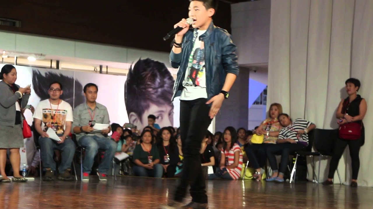 DOMINO- DARREN ESPANTO AT THE VOICE GRAND FANS DAY October 11, 2014