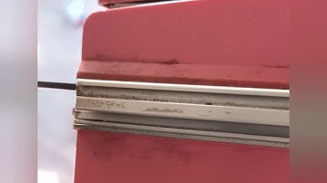 Removing all needles and pushers from a Passap in order to clean