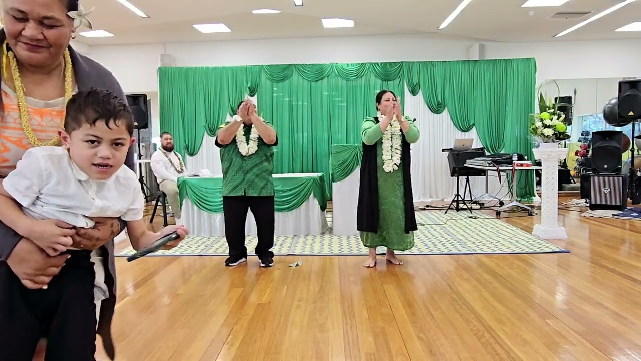 Sunday 27/10/2024.Pastor and wife dance Oute pese ile matautia by Talalelei Mata'u.