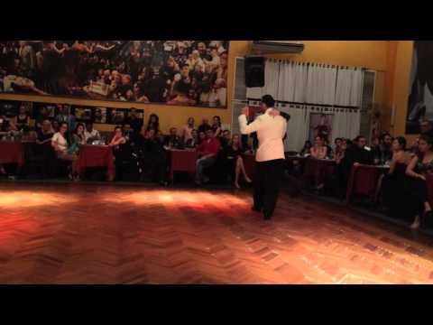 Alessandra Moro y Bruno Ciarfella al Salón Canning - Milonga Parakultural