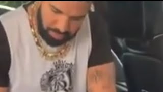 DRAKE STOPS FOR A FAN AUTOGRAPH