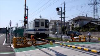 ソシオ流通センター駅に現れる東武8000系！
