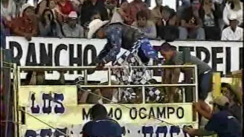 Aaron Ortiz Vs El Mezcal De Los Destructores Films...