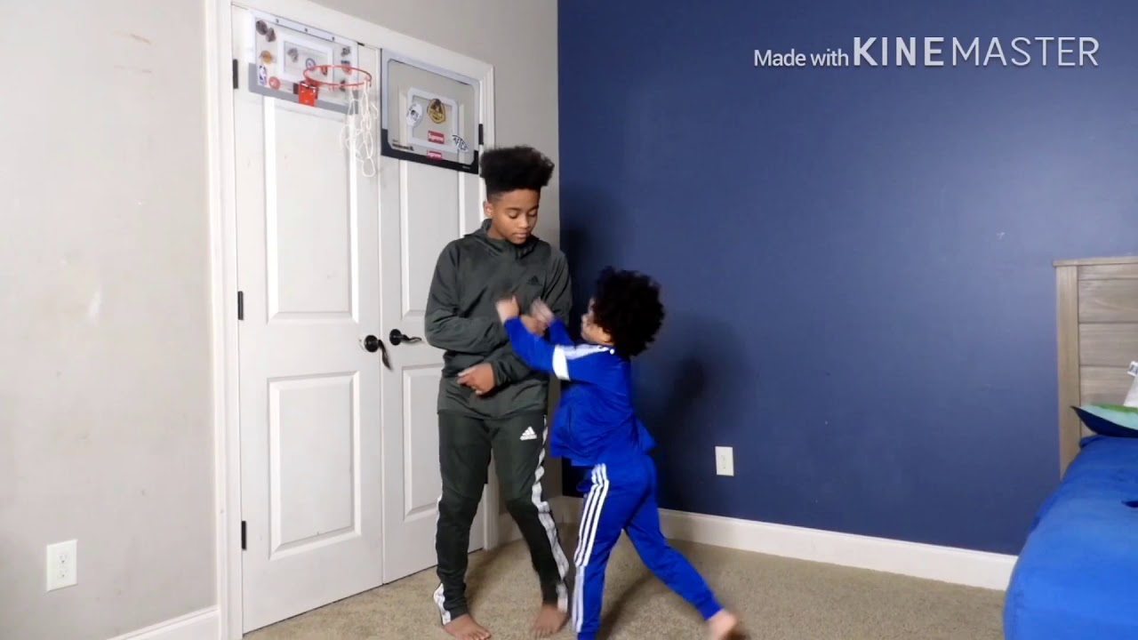 Things little brothers do to annoy big brothers