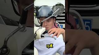 Sanki Nereye Yetişecek 😡 Resimi