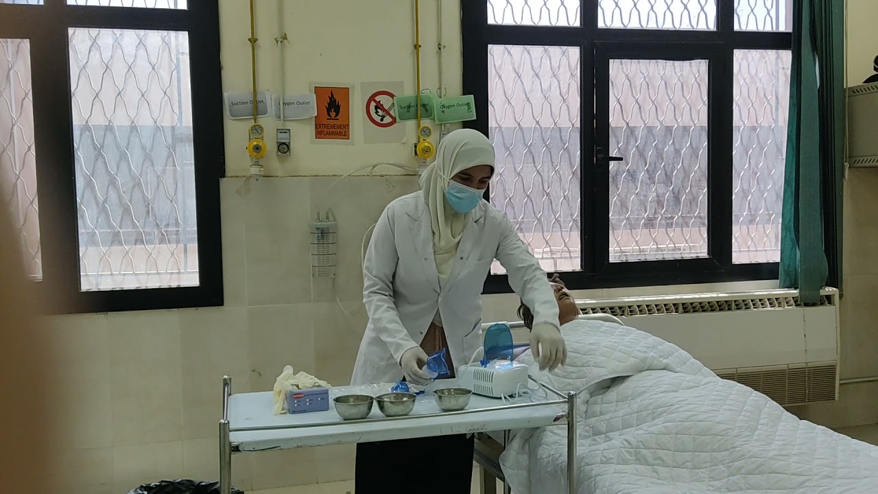 محاضرة تمريض باطنى جراحى 1 عملى بعنوانoxygen therapy ( nubelizer) فرقة اولى ترم ثانى د. خلود عصام