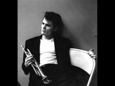 Putar Lullaby Of The Leaves - Chet Baker
