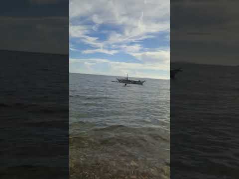 Ang ganda maligo sa dagat ang linis saka libri pa solo pa ang dagat hahaha #asmr #youtube