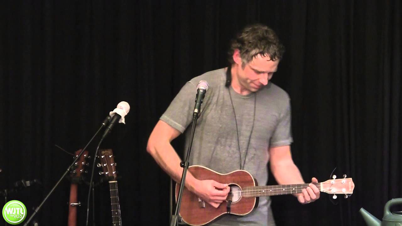 Mitch McVicker: "Closer"