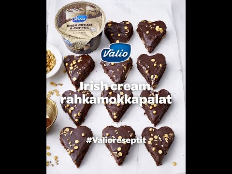Tee pylväistä ryhmiä ja virkkaa niistä pieniä kukkia. Jos innostut kunnolla, tee kukista vaikka peit. 