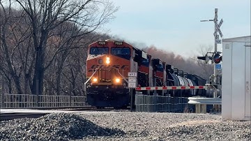 Fast BNSF Manifest train w/ H1 Dash 9 trailing! BNSF Transcon: Emporia sub..11/23/24