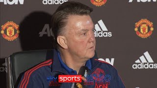 "Enjoy the wine & a mince pie... goodbye" - Louis van Gaal walks out of press conference