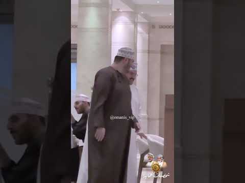 السيد فيصل بن حمود بن فيصل البوسعيدي والسيد حمد بن سيف بن حمد البوسعيدي تصويري المتواضع