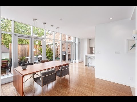 modern-sub-penthouse-vancouver,-36-water-street,-gastown,-loft-style