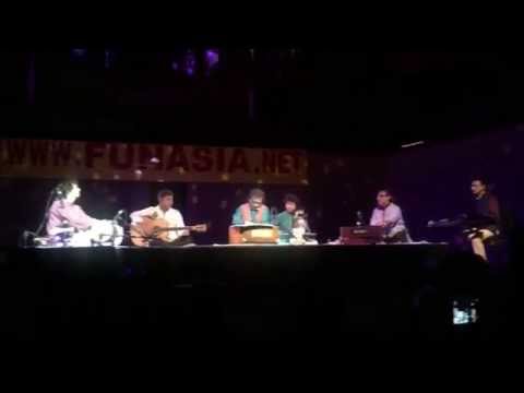 Main Kahayal Hoon Kisi Aur Ka - Hariharan & Zakir Hussian