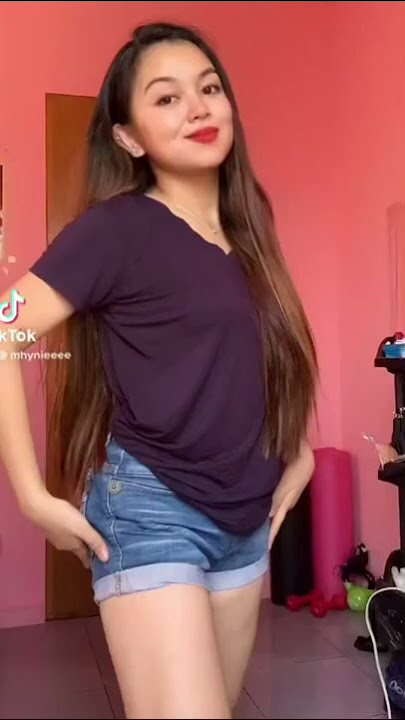 DJ AMELIA TIKTOK DANCE