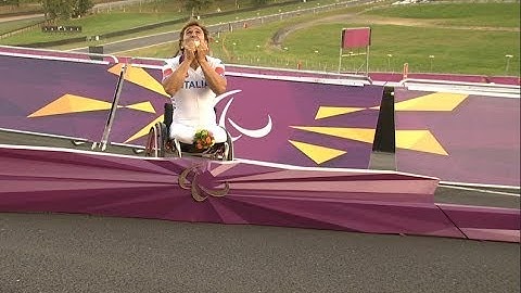 Alex Zanardi wins Best Male Debut Paralympic Award