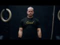 Jocko Deadlifting with A Changing Shirt