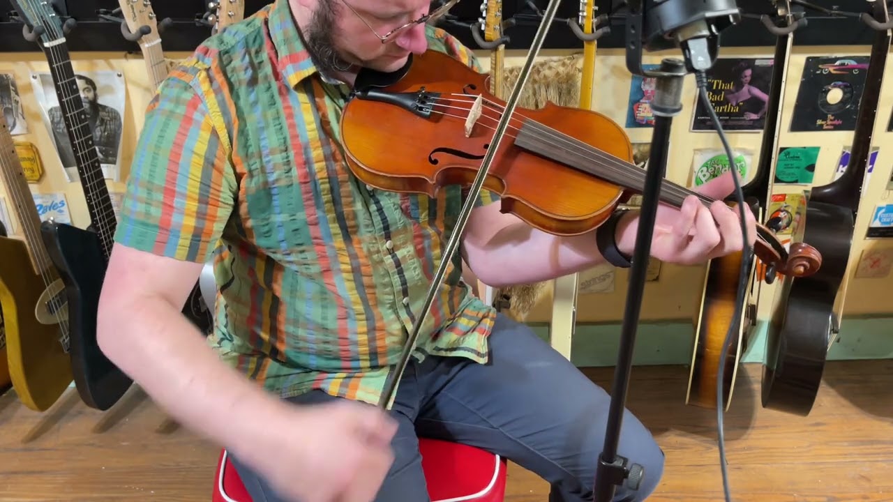 1930s German-made unmarked 4/4 violin - YouTube