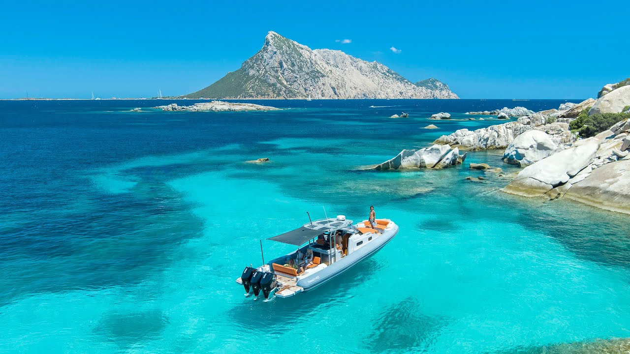 Escursioni a bordo di un super Gommone Tavolara e Molara 