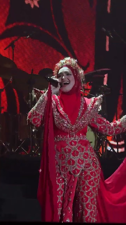 Siti Nurhaliza Menari Es Lilin Live in Singapore