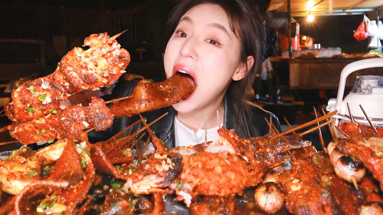 [ENG SUB] 烧烤还是得吃路边摊！定位都找不到的摊被我发现了！ 【张喜喜】