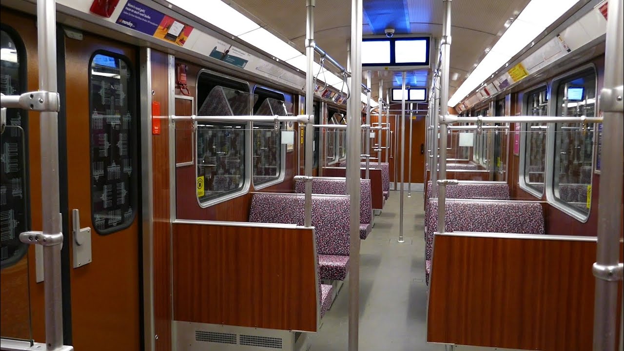 U-Bahn Berlin Mitfahrt Platz der Luftbrücke - Kaiserin-Augusta-Straße im 2826/2827 auf der U6 [HD]