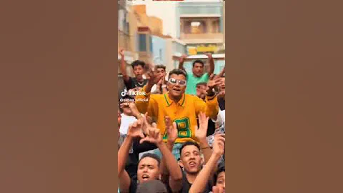 افترا وعوجلى شعره لورا عصام صاصا 