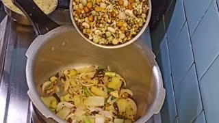 सुबह की भागदौड़ में पोस्टिक नास्ता बनाएं 5 मिनट मेंVermicelli with lots of sprouted pulsesinstant