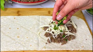 I TAKE THE USUAL MINCED MEAT AND PITA BREAD, but IT TURNS OUT SO DELICIOUS. A VERY TASTY LUNCH OR.