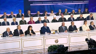 Лукашенко: Танков у нас предостаточно! Хорошо, что не порезали и не отвезли в Германию на переплавку