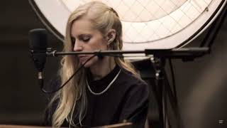 Agnes Obel - The Curse (Berlin Live Session)