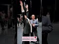 Ezgi Mola ve Merve Dizdar Alice M&uuml;zikalında
