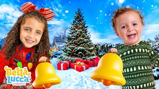 Bate o Sino Pequenino - Música Infantil de Natal por Bella Lisa Show