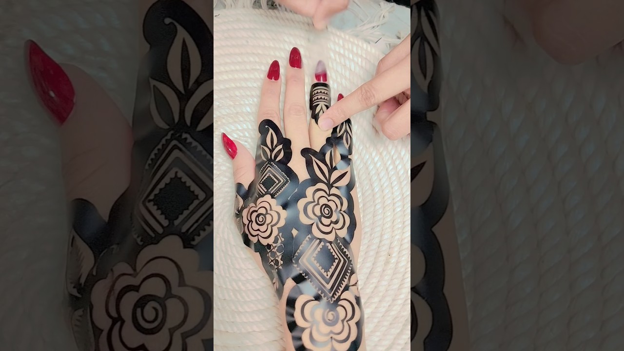 Beautiful sticker mehndi design #shorts