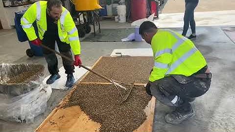 Resin Bound Installation Training - Troweling